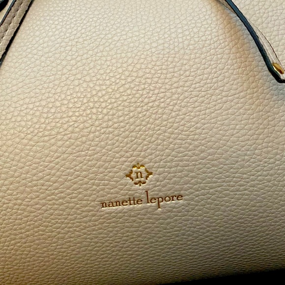 NANETTE LEPORE LARGE CRÈME BAG - Picture 3 of 11
